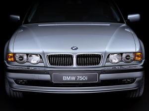 BMW 750i